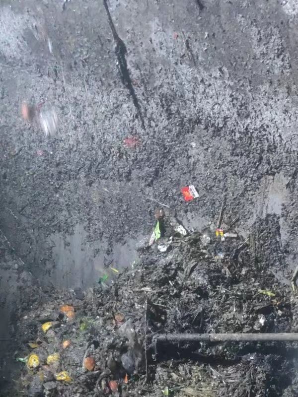 镇雄污水池清理
